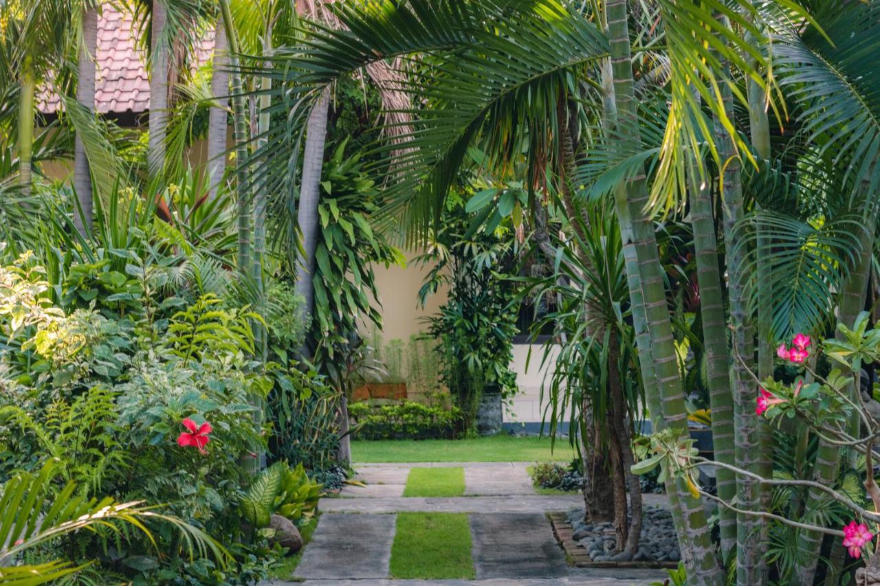 Giri Sari Guest House Pemuteran  Ngoại thất bức ảnh