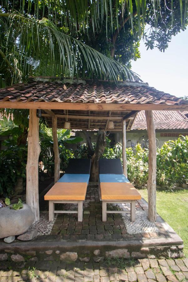 Giri Sari Guest House Pemuteran  Ngoại thất bức ảnh