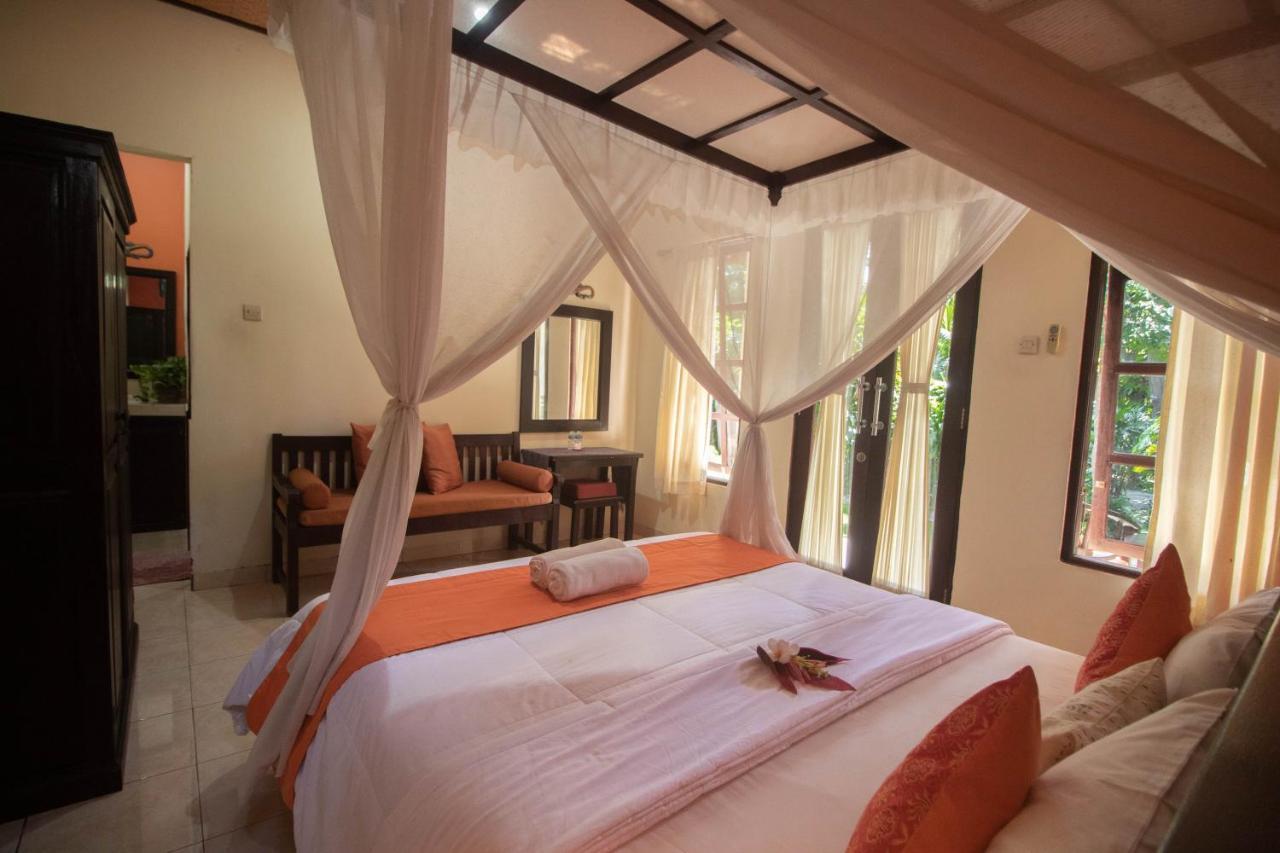 Giri Sari Guest House Pemuteran  Ngoại thất bức ảnh