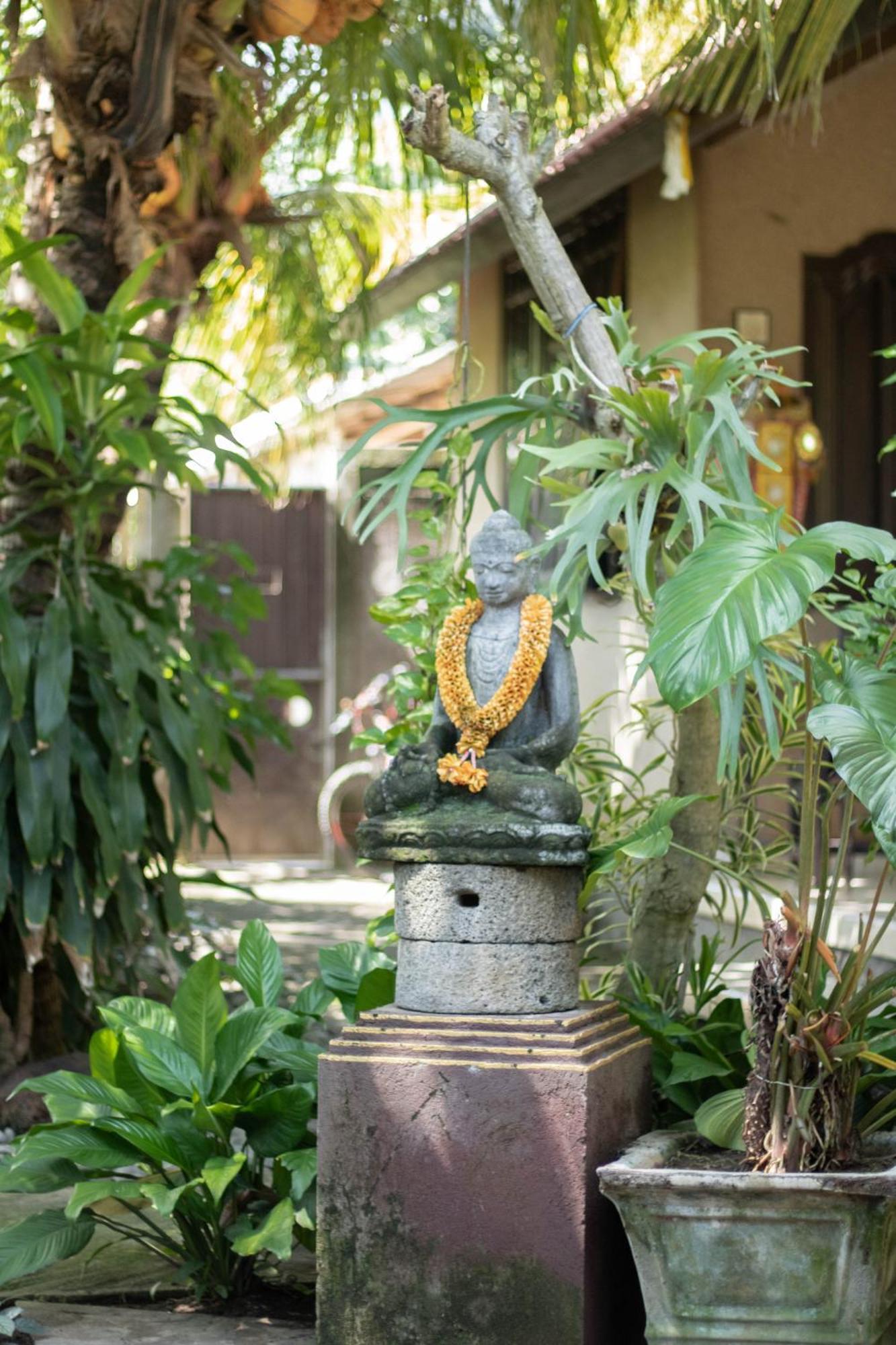 Giri Sari Guest House Pemuteran  Ngoại thất bức ảnh