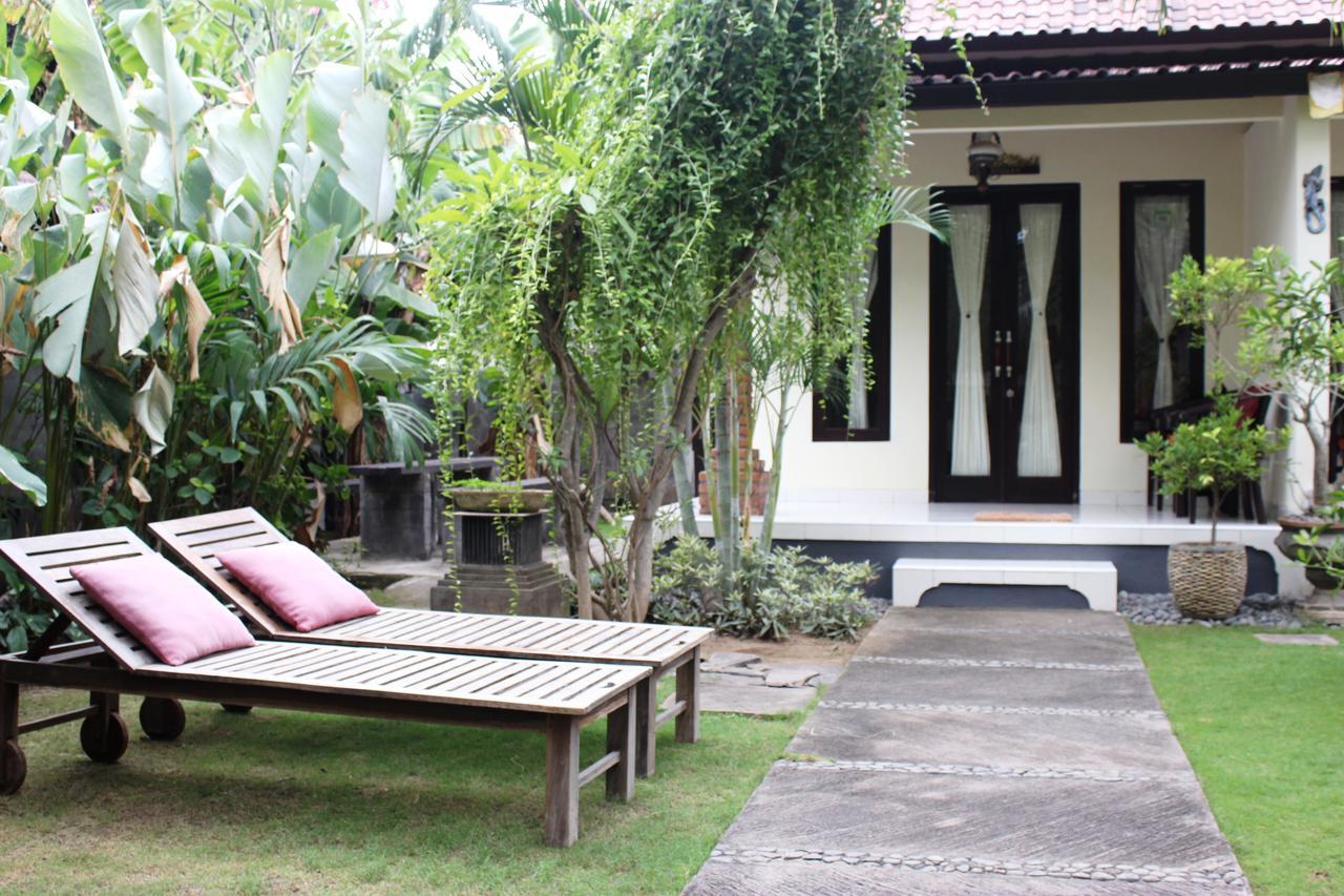 Giri Sari Guest House Pemuteran  Ngoại thất bức ảnh